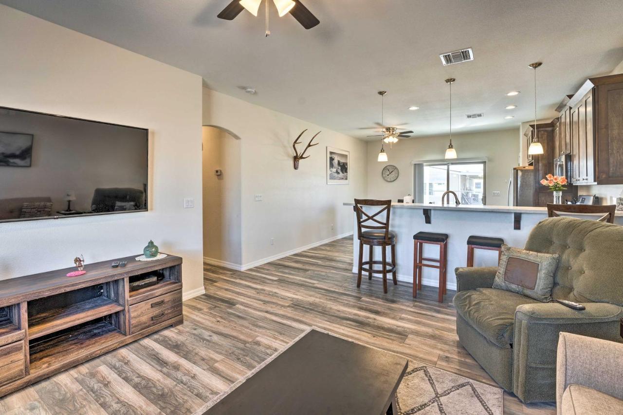 Pet-Friendly Retreat - 1 Block To Colorado River! Bullhead City Exterior photo