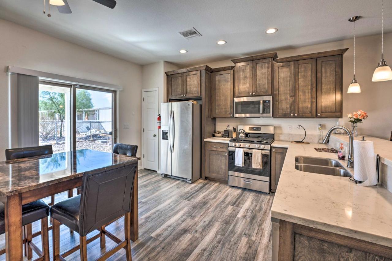 Pet-Friendly Retreat - 1 Block To Colorado River! Bullhead City Exterior photo