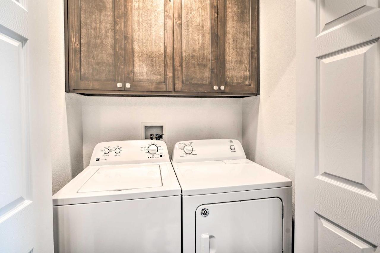 Pet-Friendly Retreat - 1 Block To Colorado River! Bullhead City Exterior photo